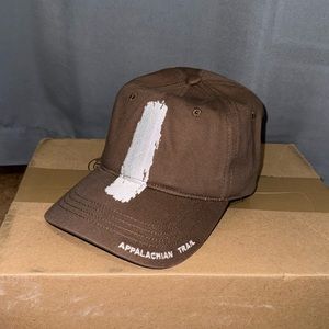 White blaze App Trail hat